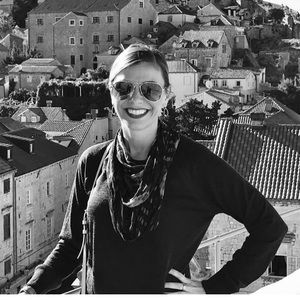 Meet your Posher, Molly